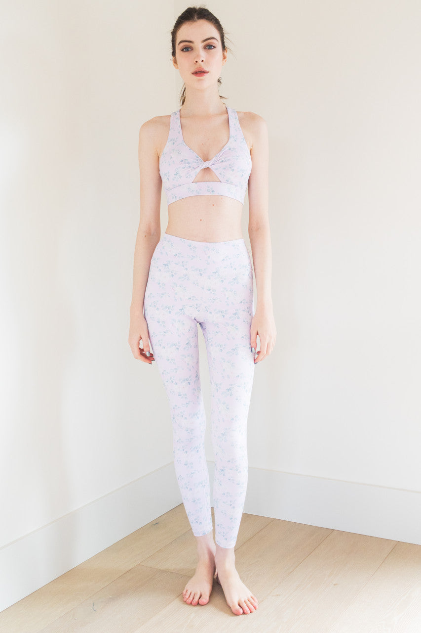 Ultimate Legging in White Rose Print – PRIV Collections