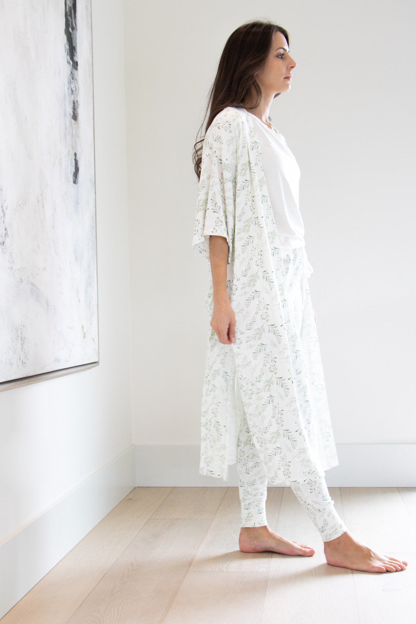 Our Signature Robe has been reimagined in our soft floral Bali Print. This full length tie-waist robe is light weight and comforting against the skin, with 3/4 sleeves and a split-hem finish to ensure a free range of motion when tied closed.

